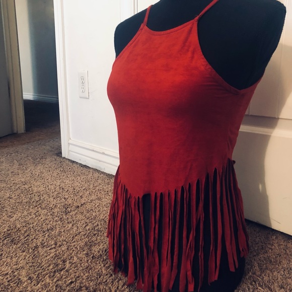 Suede tassels crop top - Picture 2 of 6